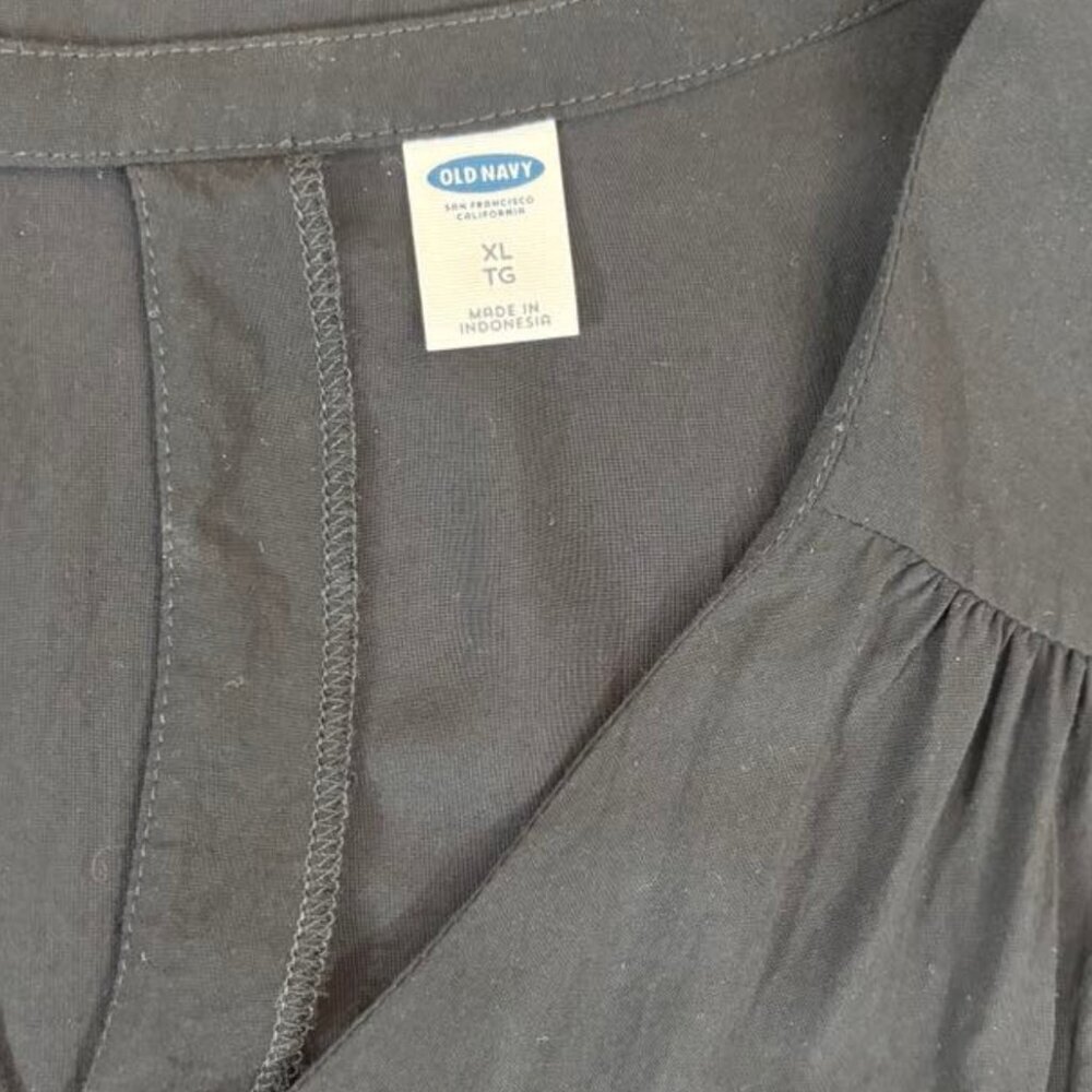 Old Navy Women's XL Black Sleeveless Viscose Blouse - Picture 3 of 7